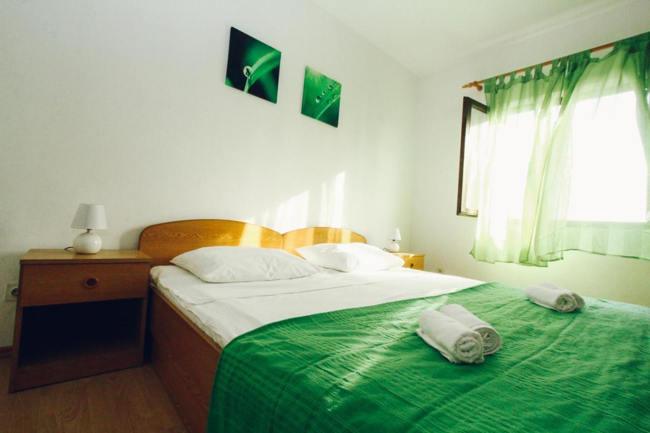 Apartments Gaja Green Ap Sveti Filip i Jakov Ngoại thất bức ảnh